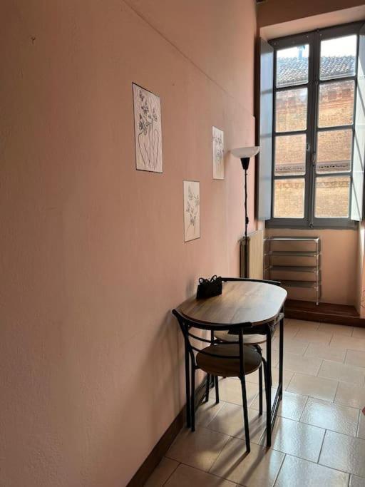 Minimal Studio Con Travi A Vista 皮亚琴察 外观 照片